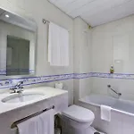 Avenida De Hotell 3*