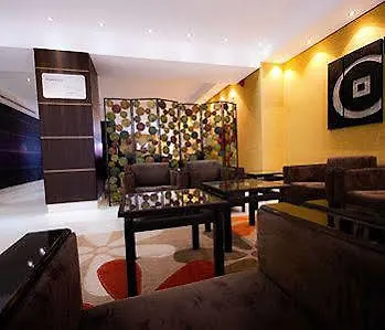 فندق Avenida De